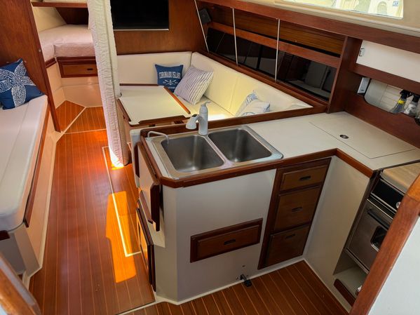 1987 35′ Catalina 34