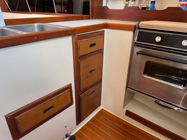 1987 35′ Catalina 34