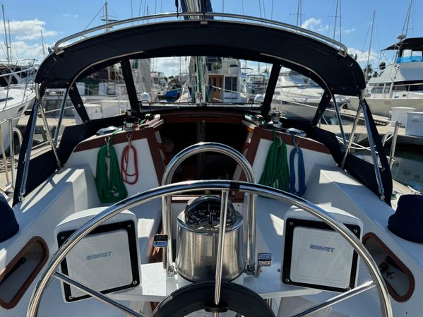 1987 35′ Catalina 34