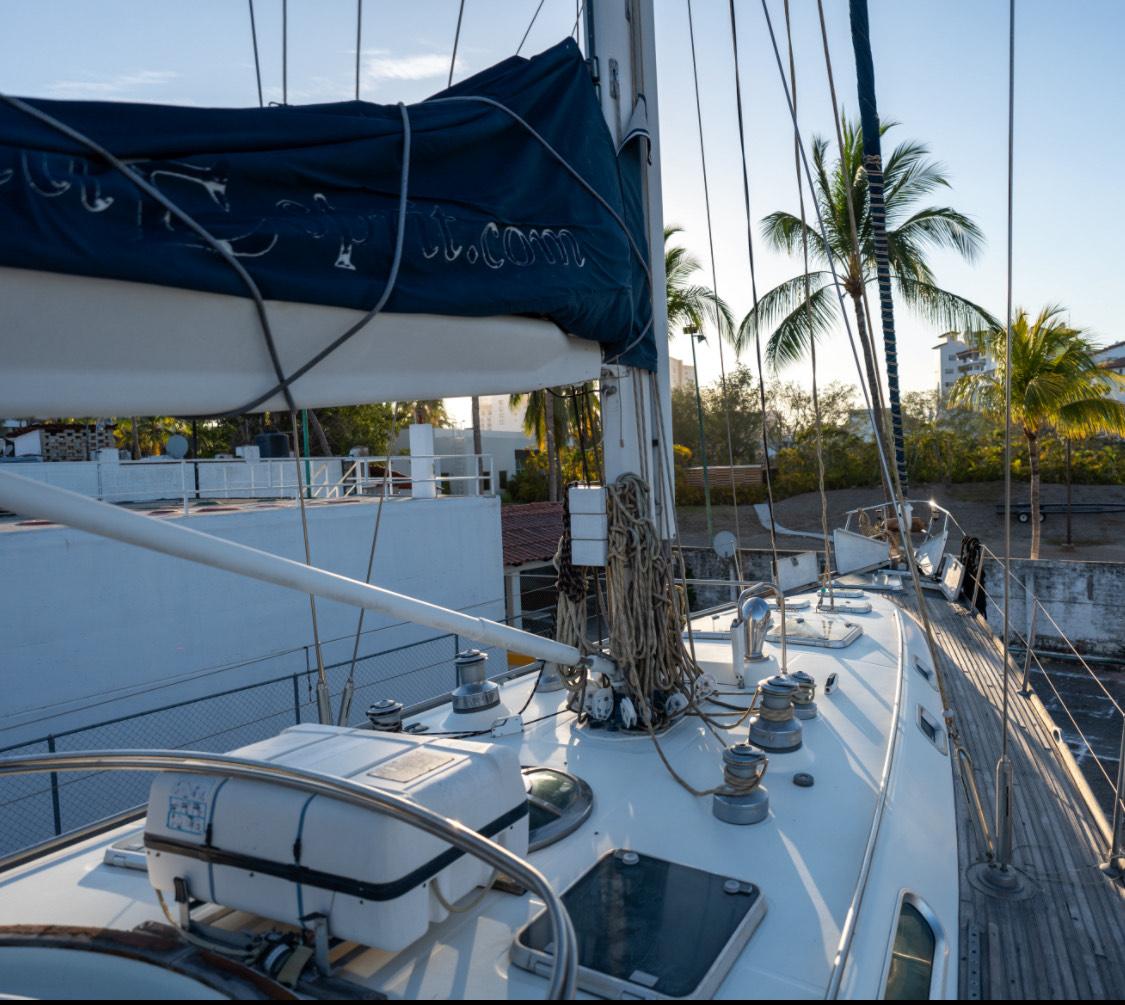 1995 62′  Beneteau Cutter