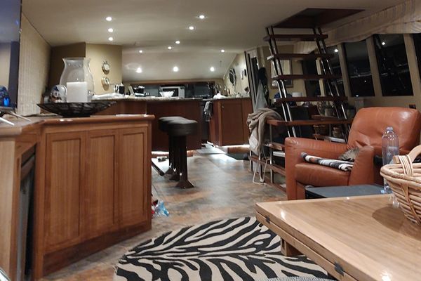 1995 58′ Chris-Craft Tri-cabin Constellation