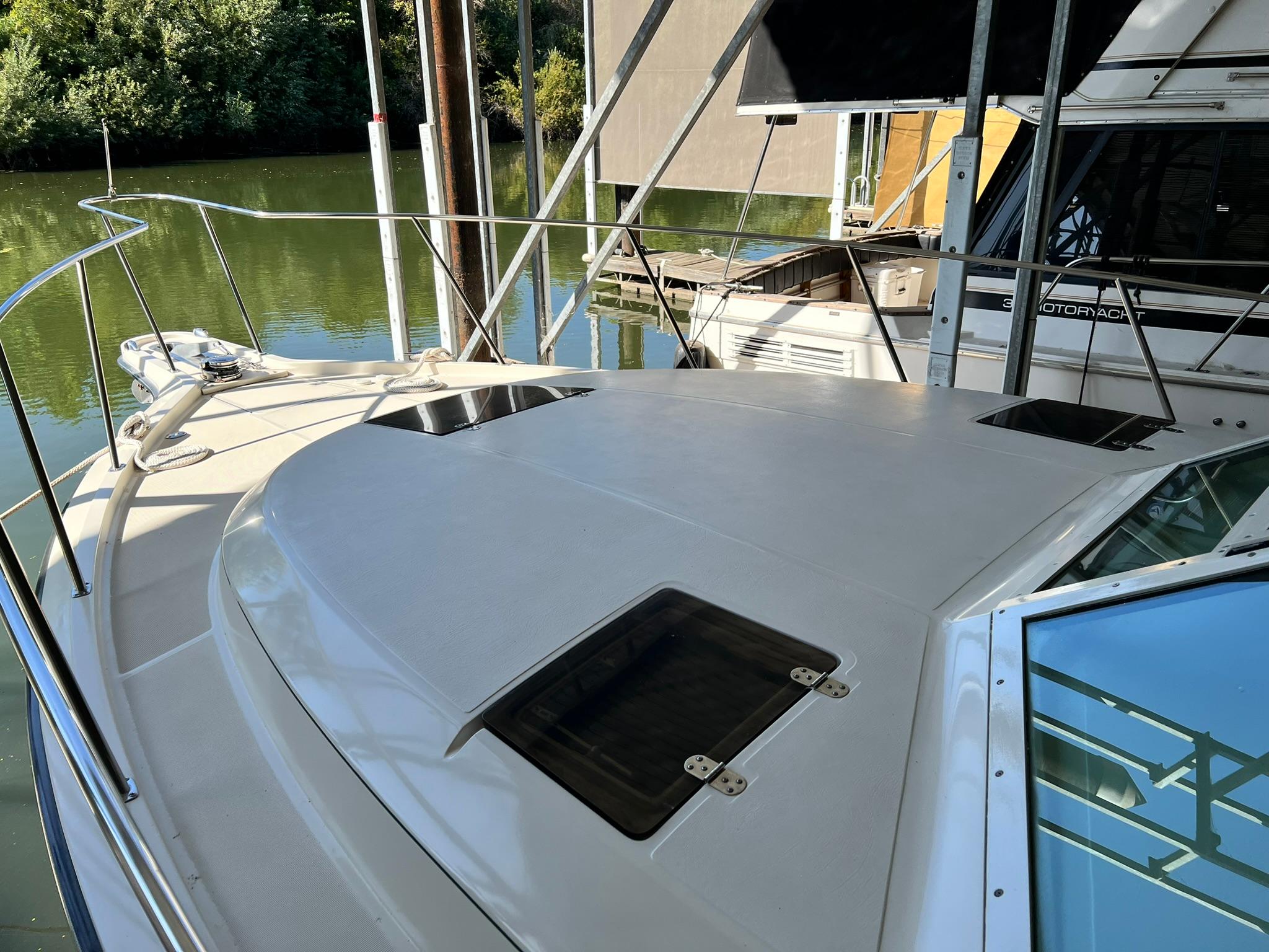 1996 31′ Tiara Yachts 310 Open Pursuit