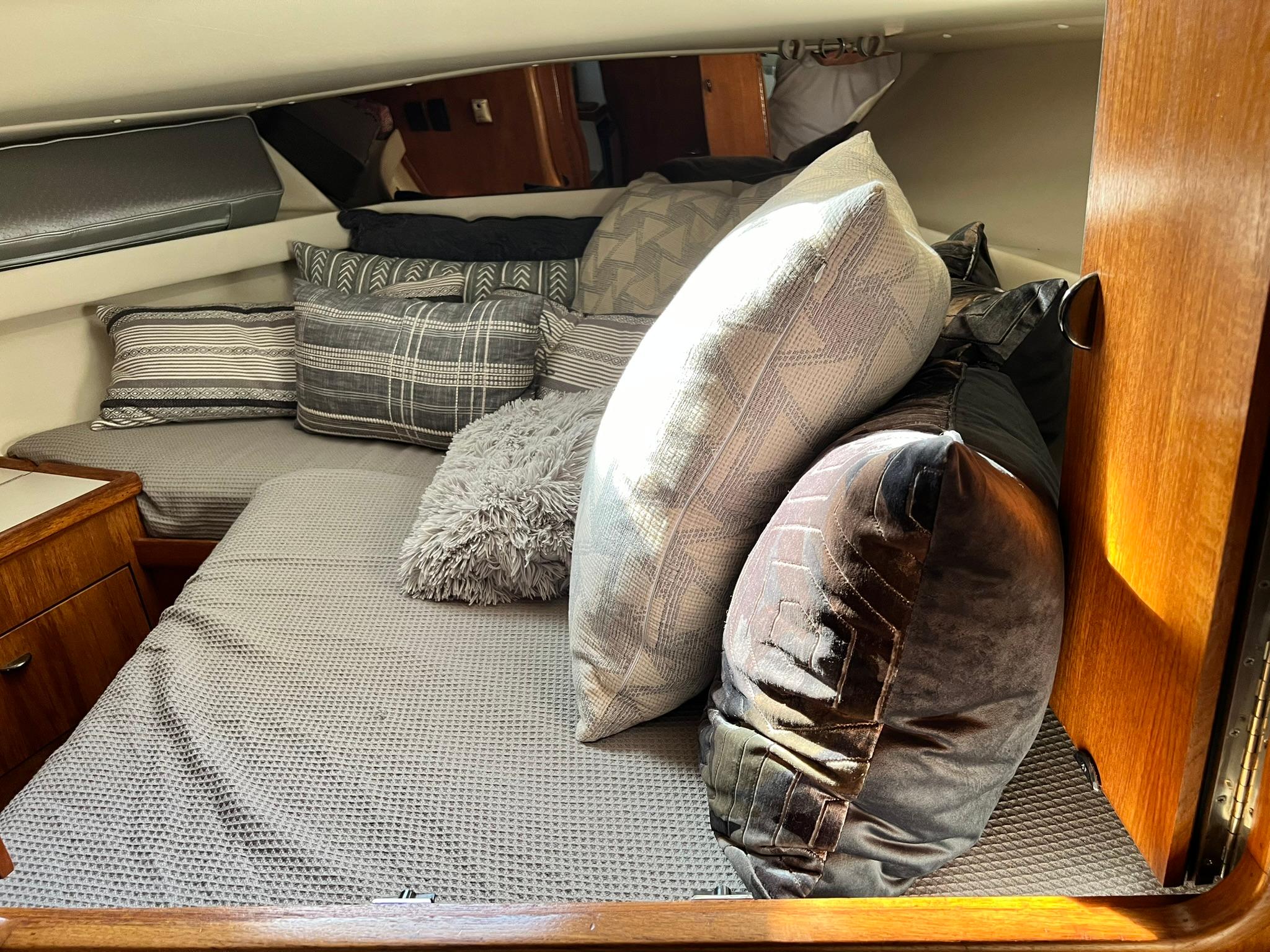 1996 31′ Tiara Yachts 310 Open Pursuit