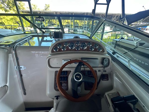 2001 29′ Sea Ray 290 Sundancer