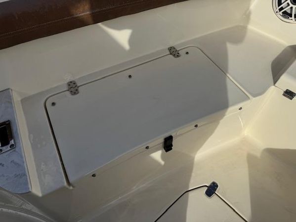 2023 26′ Scout 255 LXF