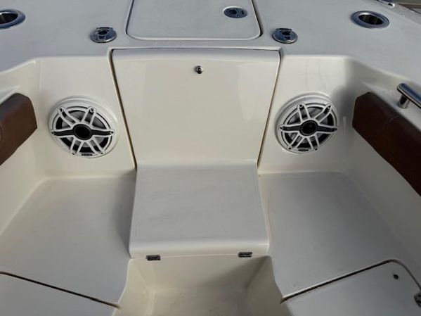 2023 26′ Scout 255 LXF