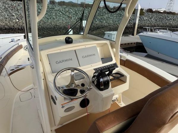 2023 26′ Scout 255 LXF