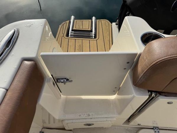 2023 26′ Scout 255 LXF