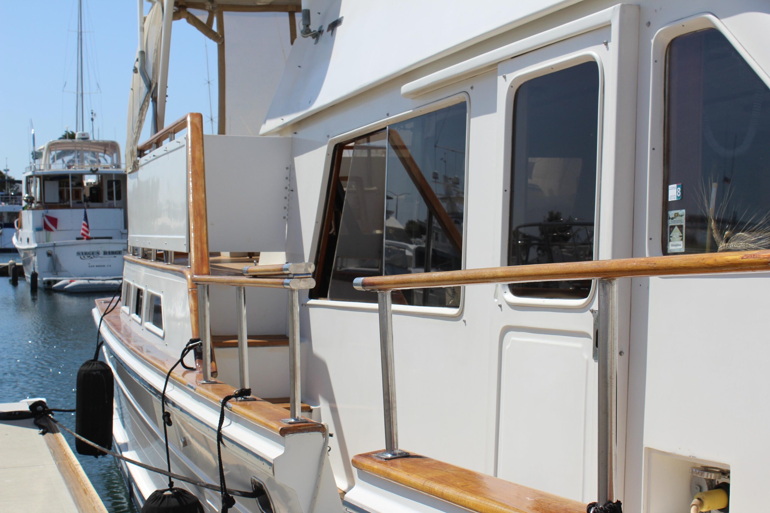 1985 48′  Offshore Yachts Yachtfisher