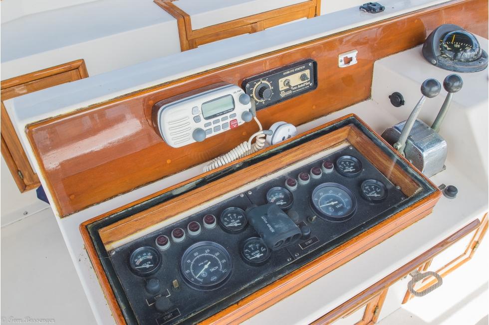 1985 37′ Ventura Sport Fisher