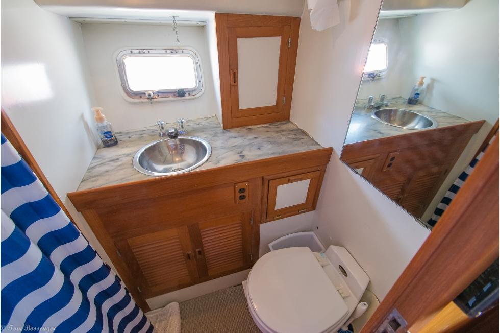 1985 37′ Ventura Sport Fisher