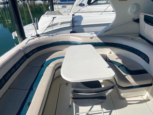 1995 40′ Regal 402 Commodore