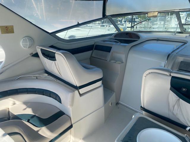 1995 40′ Regal 402 Commodore