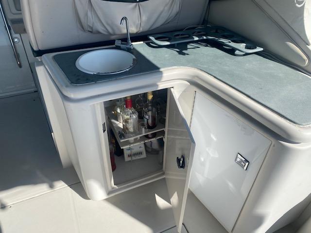 1995 40′ Regal 402 Commodore