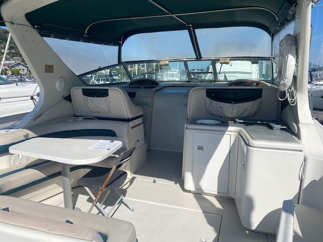 1995 40′ Regal 402 Commodore