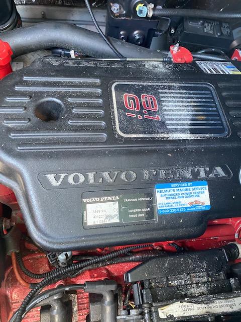 1995 40′ Regal 402 Commodore