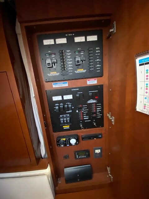 2010 Sea Ray Sundancer 450