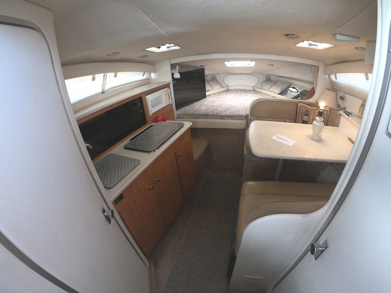 2001 Bayliner 2855 Ciera Express Cruiser w Trailer– Your Dream Boat is for Sale!