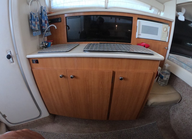 2001 Bayliner 2855 Ciera Express Cruiser w Trailer– Your Dream Boat is for Sale!