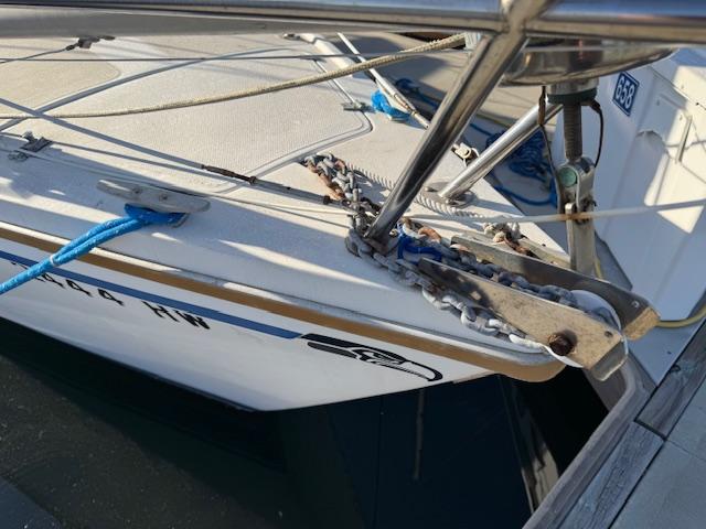 1984 30′ Catalina 30