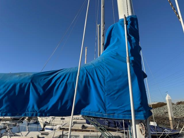 1984 30′ Catalina 30