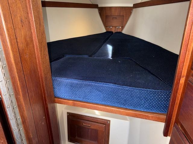 1984 30′ Catalina 30