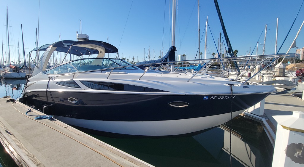 2010 30′ Bayliner 315 Express Cruiser