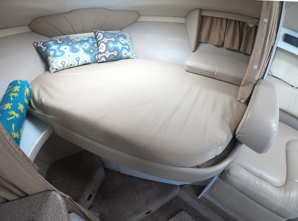 1998 31 Formula PC w Upgraded Engines