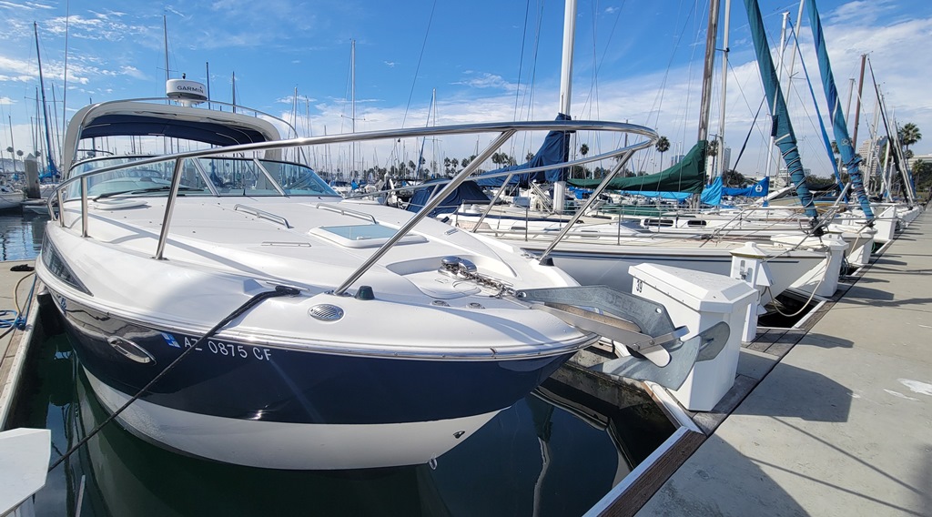 2010 30′ Bayliner 315 Express Cruiser