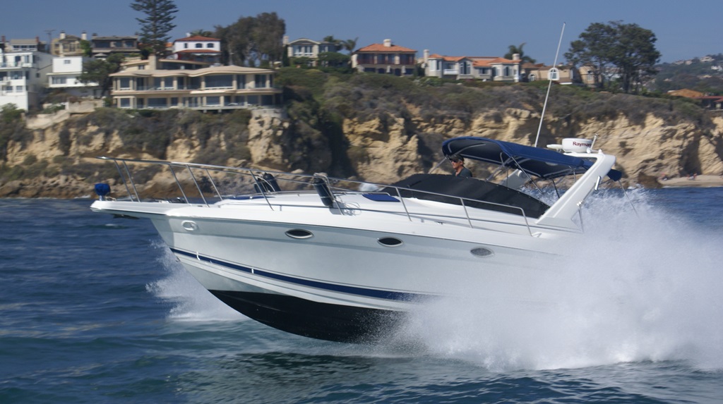 2003 31′ Formula PC Express Cruiser