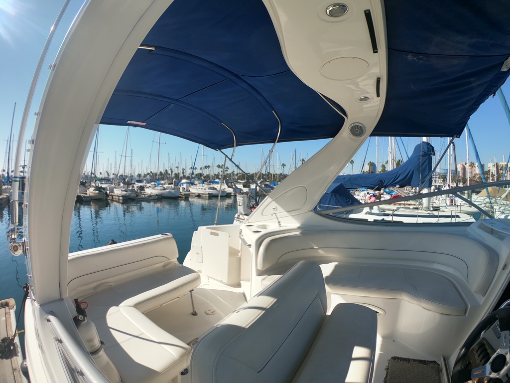 2010 30′ Bayliner 315 Express Cruiser