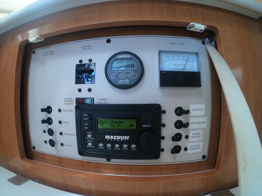 2001 30′ Bayliner 3055