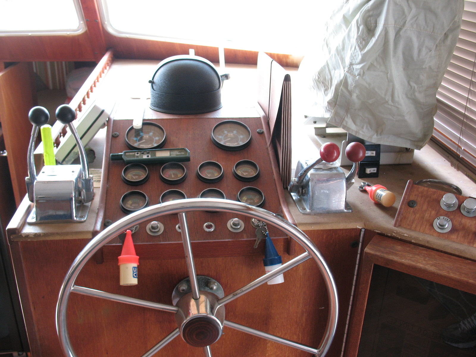 1979 48′ TOLLYCRAFT