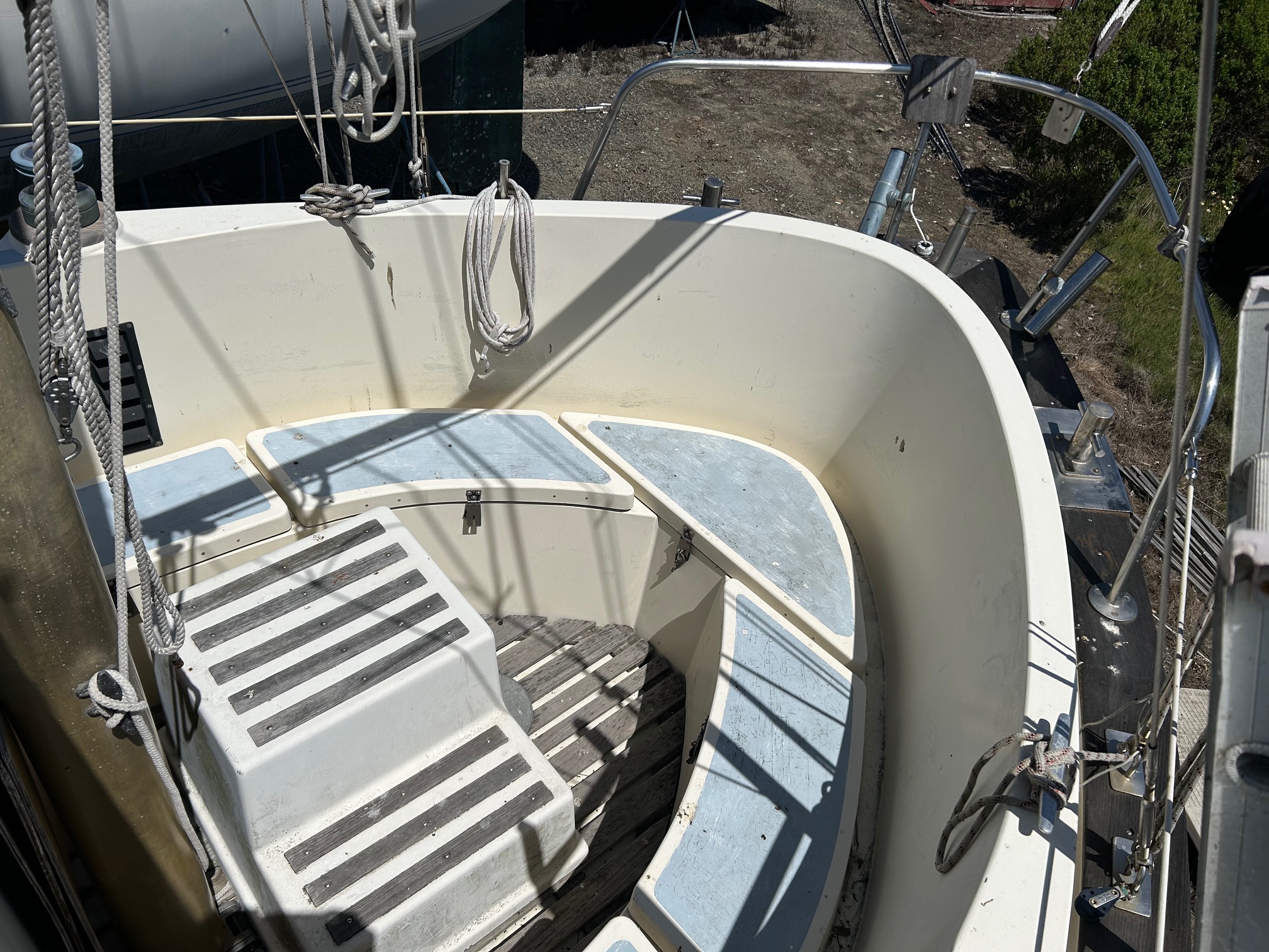 1977 37′ Fisher Cruising Ketch