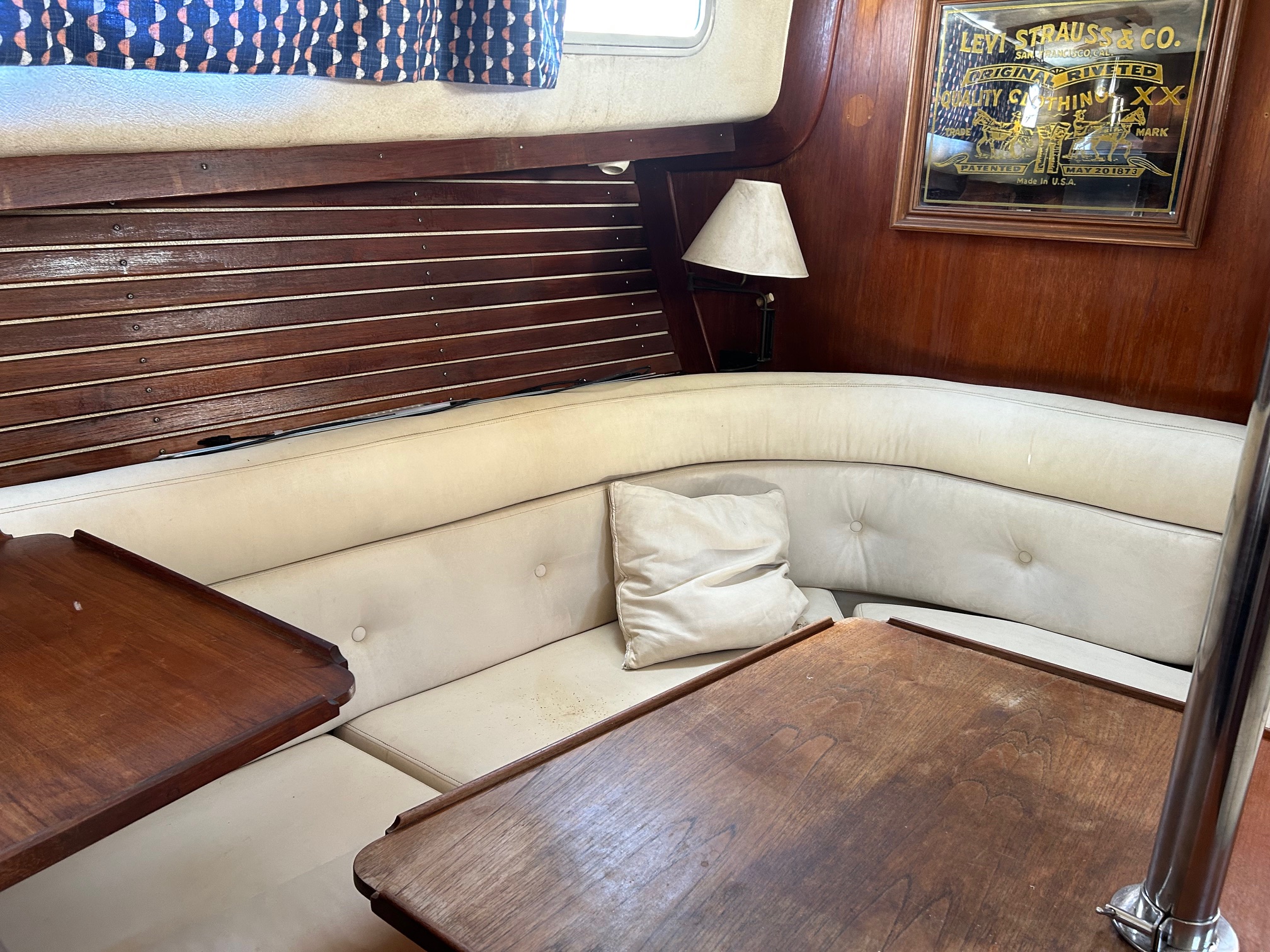 1977 37′ Fisher Cruising Ketch
