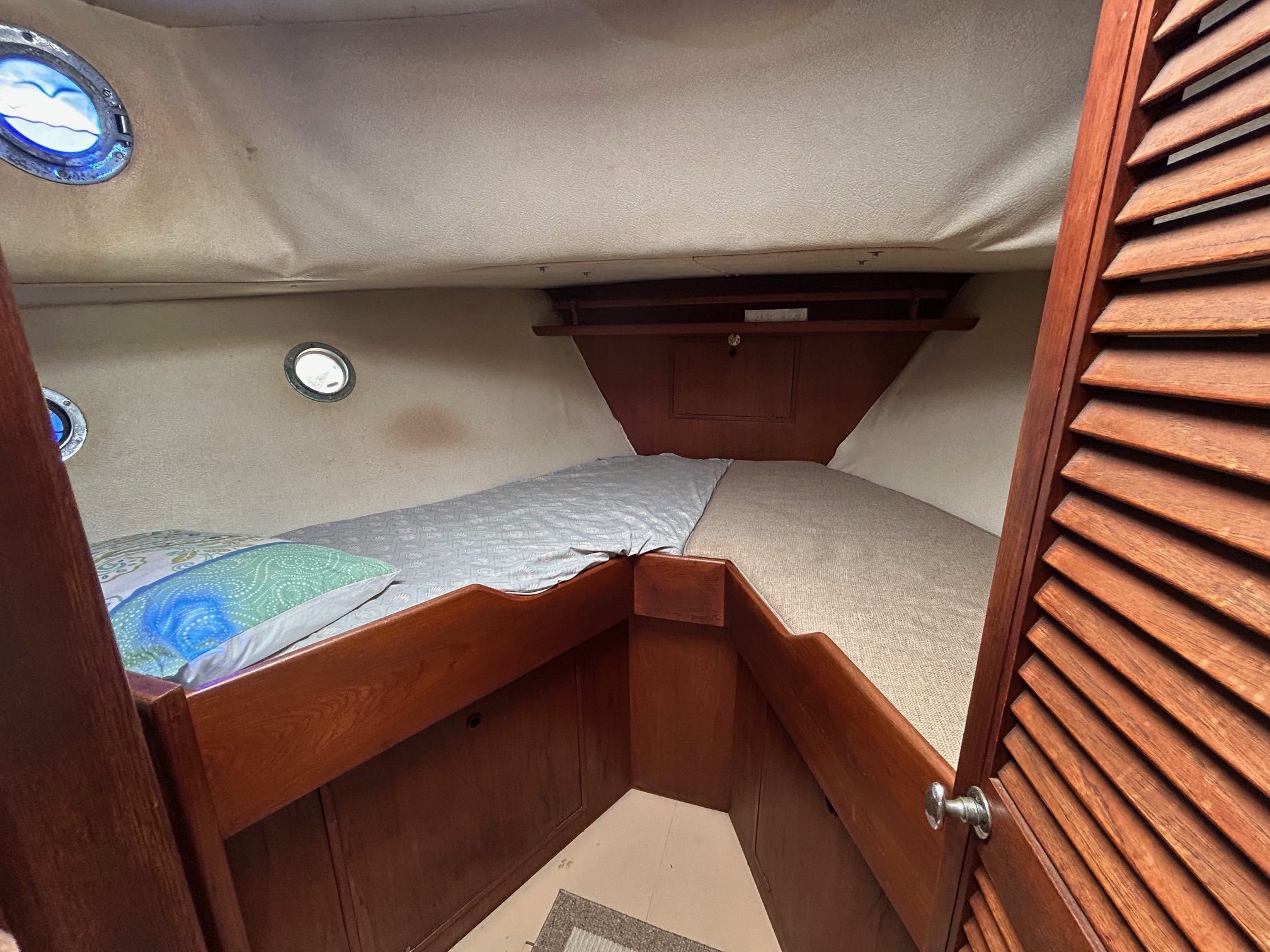 1977 37′ Fisher Cruising Ketch