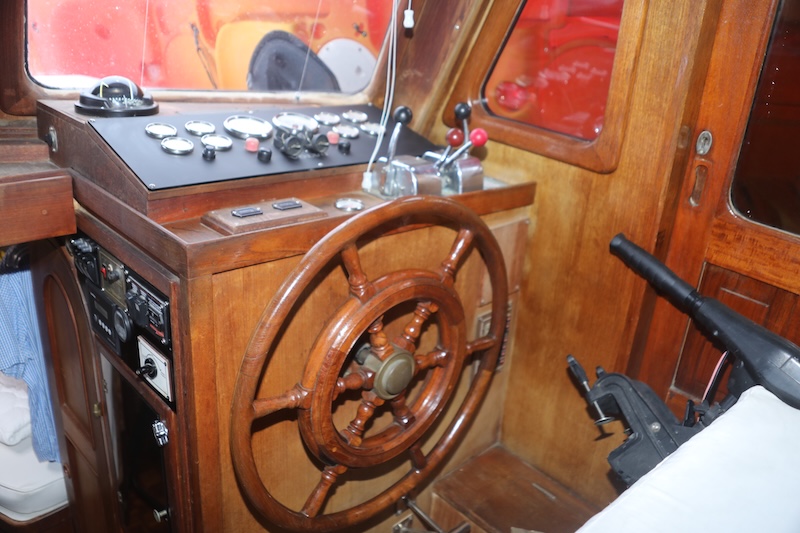 1979 37′ Sea Ranger 370 Rugged Trawler
