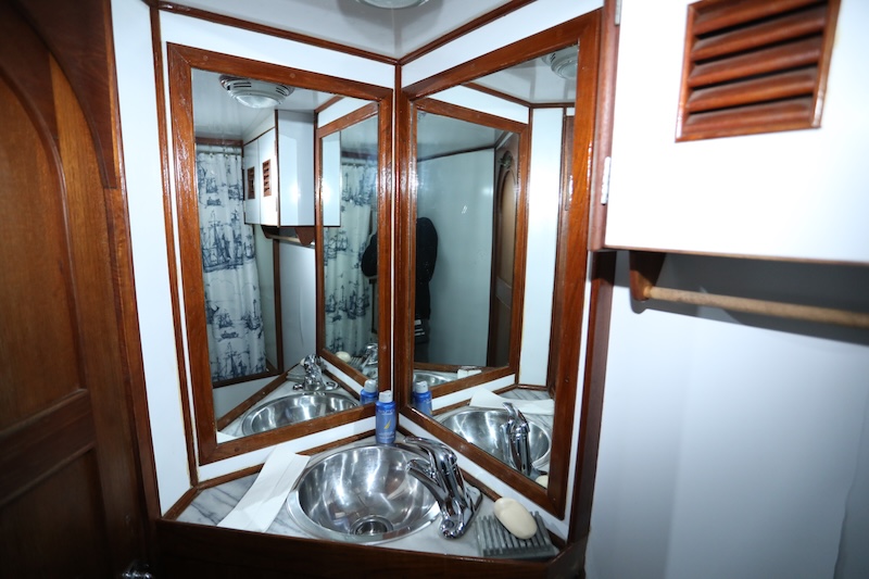 1979 37′ Sea Ranger 370 Rugged Trawler