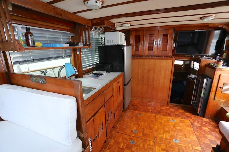 1979 37′ Sea Ranger 370 Rugged Trawler