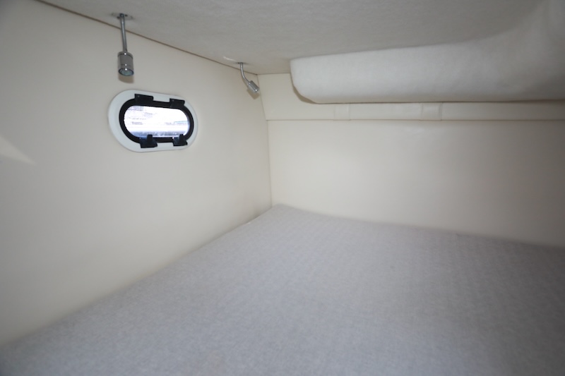 2020 26′ Regal XO Express Cruiser