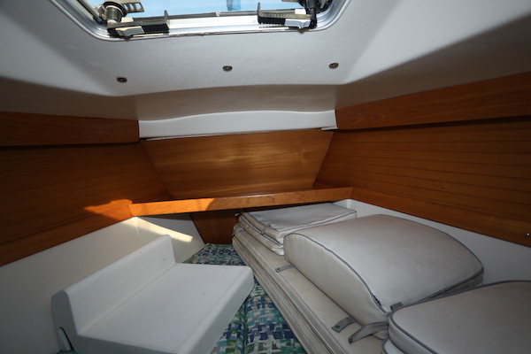 2000 32′ Catalina 320