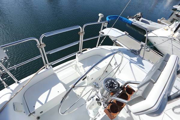 2000 32′ Catalina 320