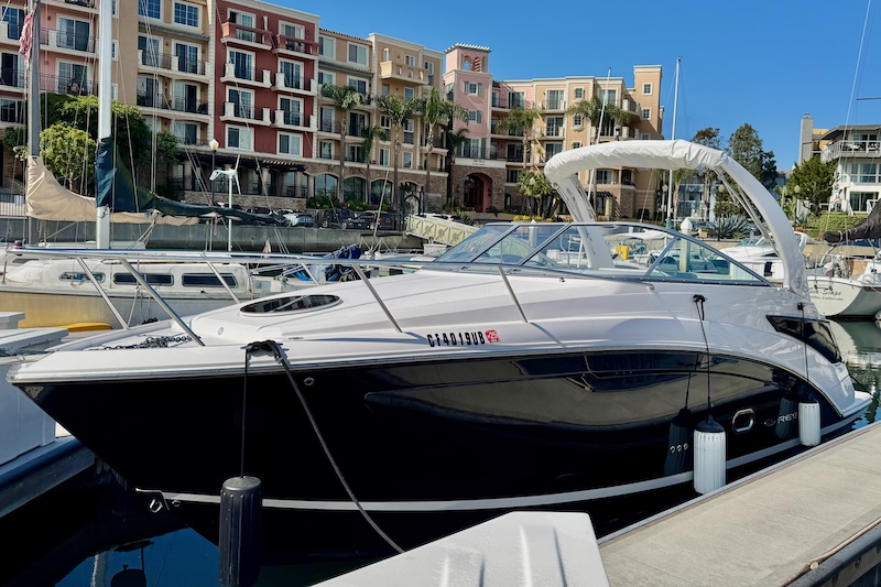 2020 26′ Regal XO Express Cruiser