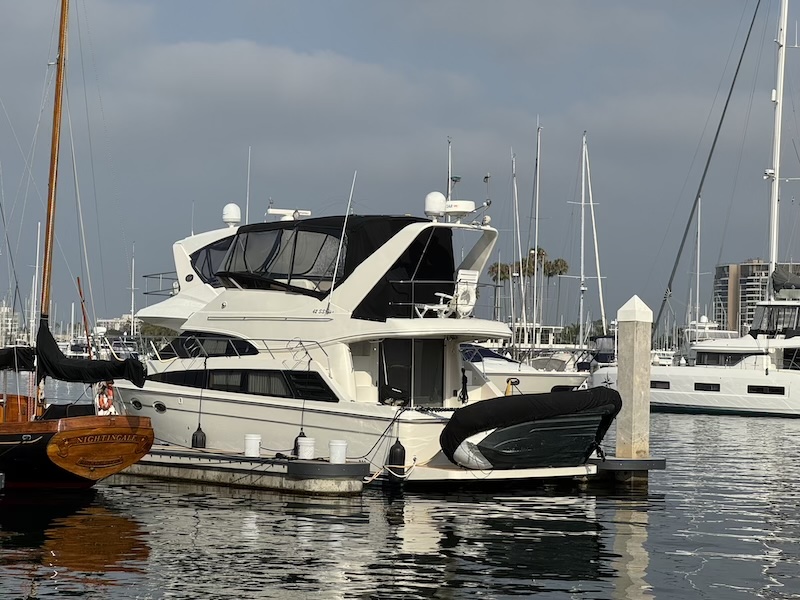 2006 42′ CARVER SUPER SPORT