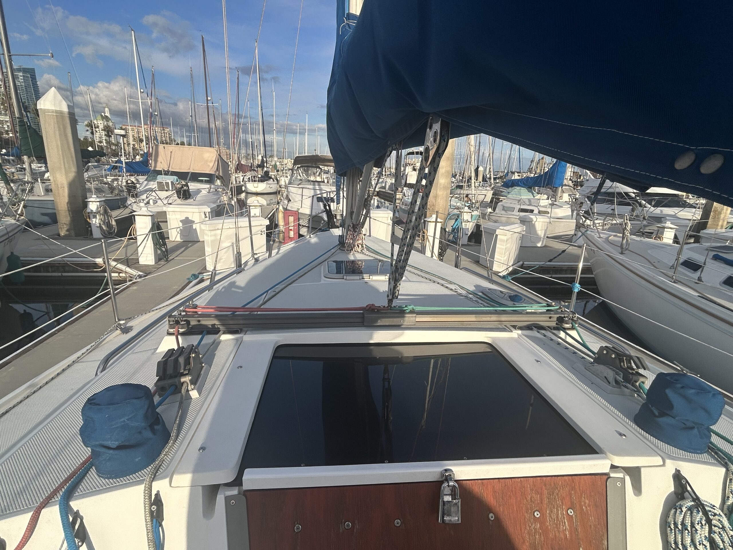 1995 32′ Catalina 320