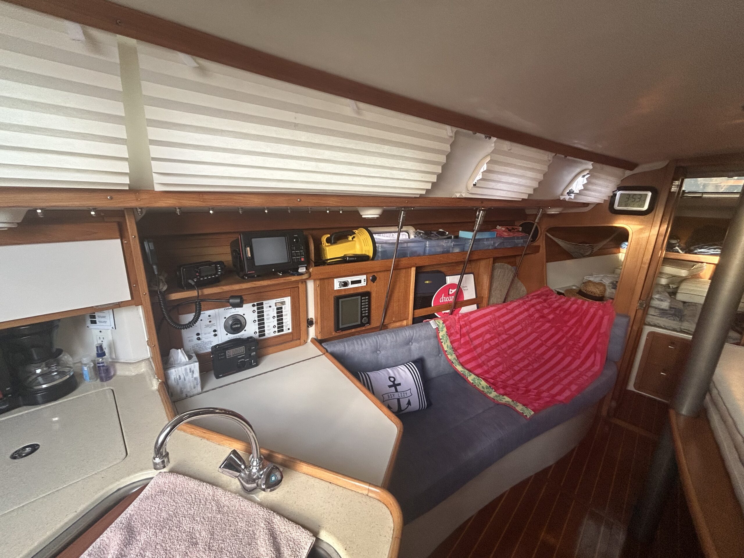 1995 32′ Catalina 320