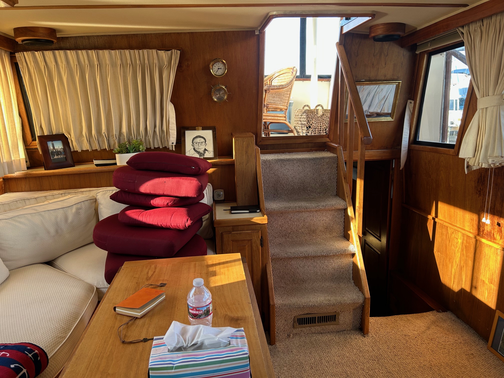 1984 38′ Californian Motor Yacht