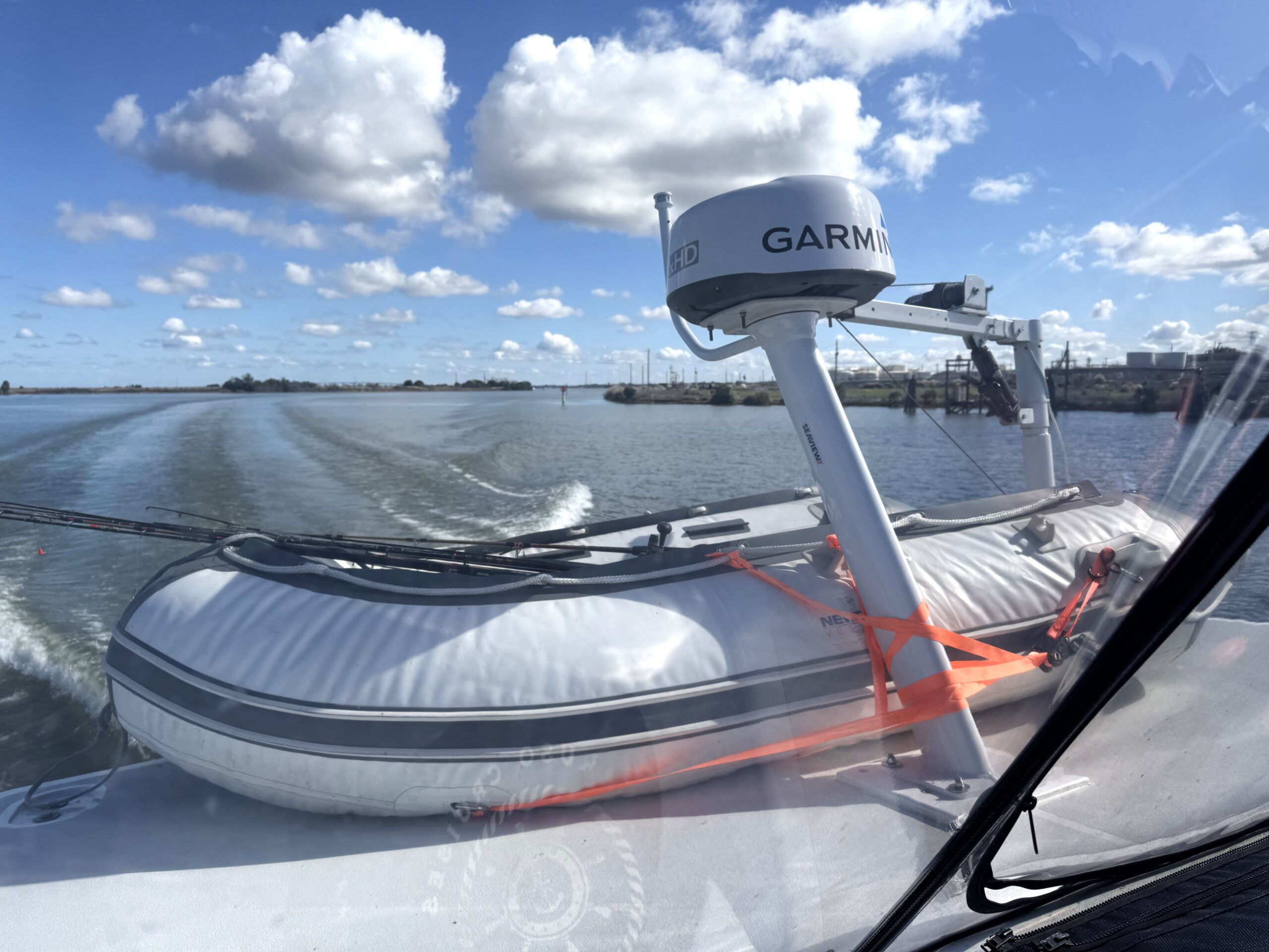 1999 42′ Silverton 422 Motor Yacht