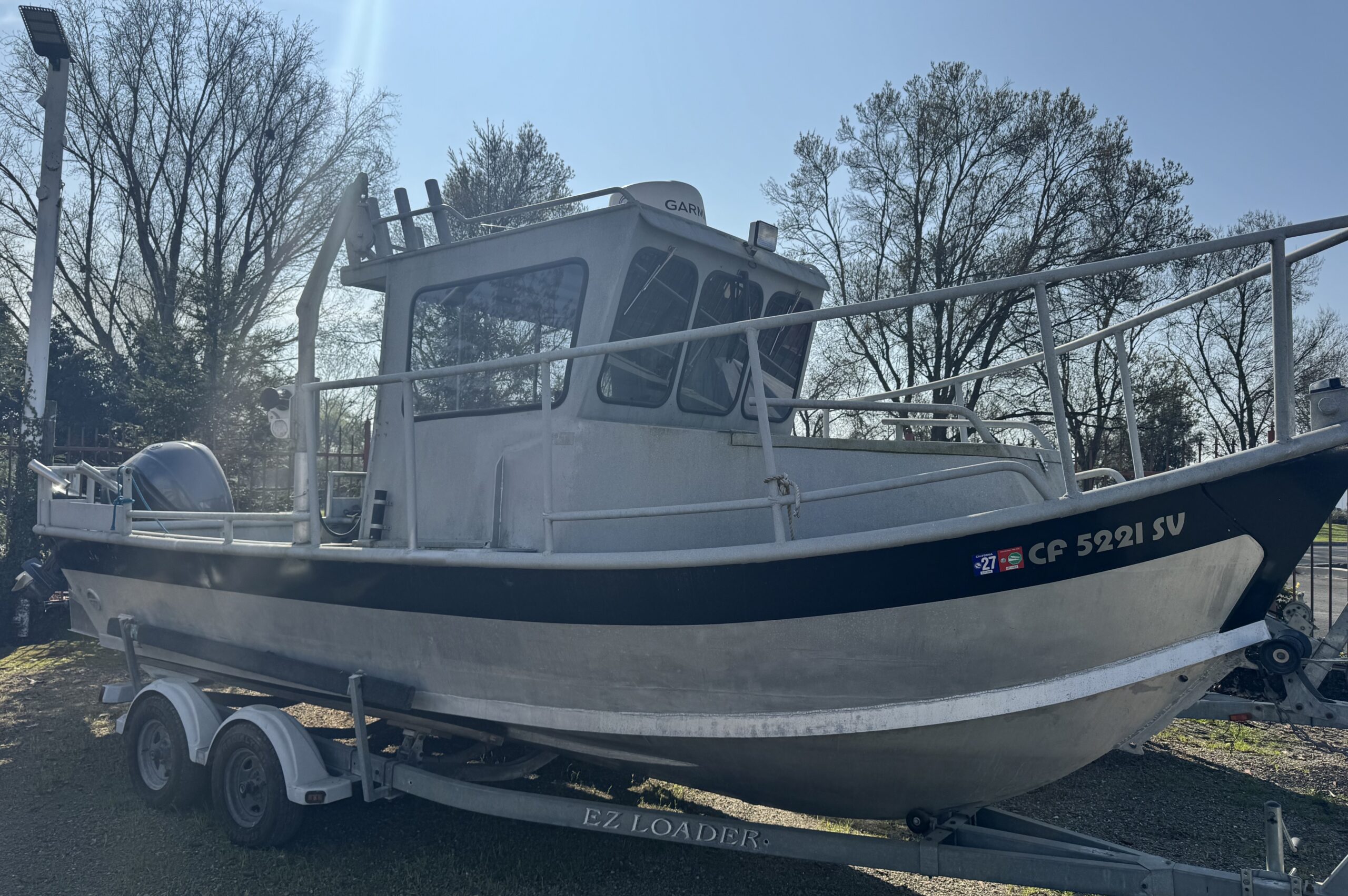 1998 22′ Custom Aluminum Fishing Boat