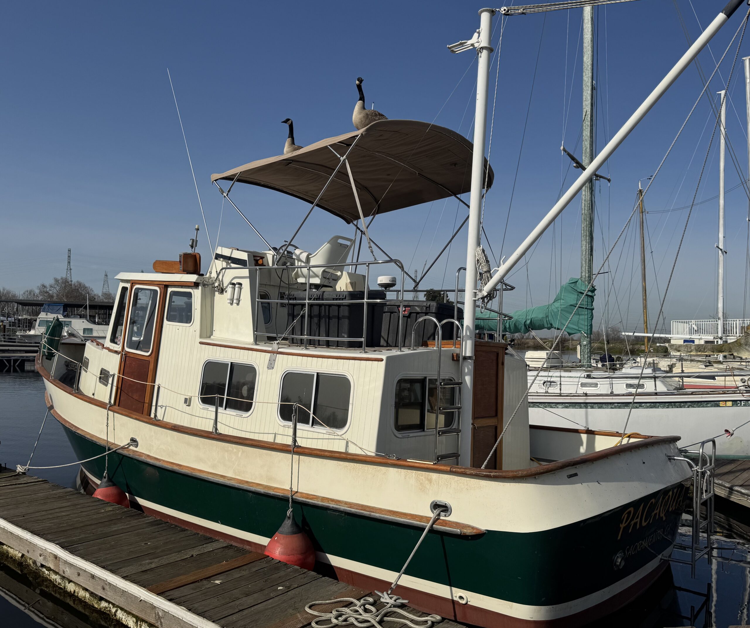 1985 Eagle Trawler 32